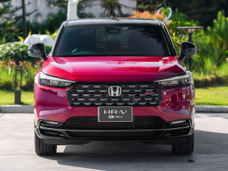 Đánh giá Honda HR-V RS e:HEV: Mạnh, bốc nhưng chỉ có như vậy?