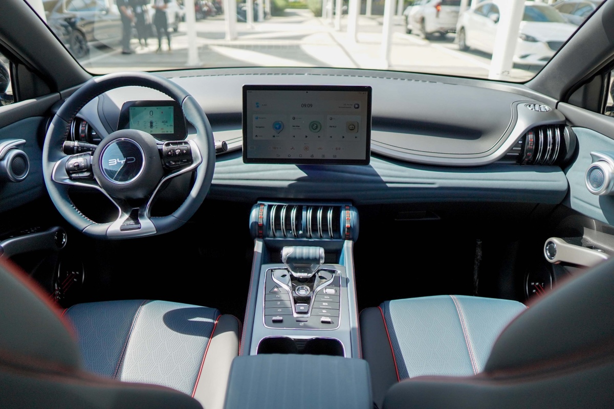 Xe Trung Quốc trang bị rất nhiều công nghệ tiện ích thu hút. Ảnh minh họa: BYD