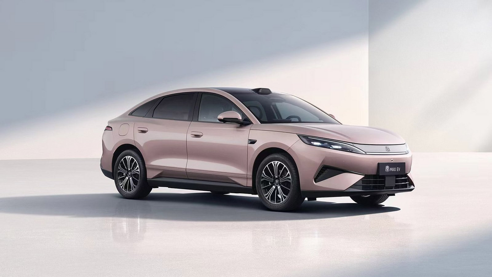 BYD Qin Max 2026 - Mẫu sedan điện mới của BYD lộ diện. Ảnh: BYD