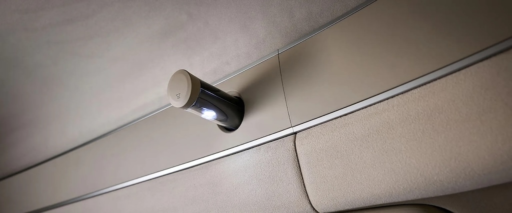 Đèn led đọc sách khu vực ghế sau. Ảnh: Kia