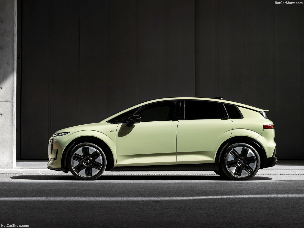 Audi A2 e-tron ưu tiên kích thước không gian. Ảnh: netcarshow