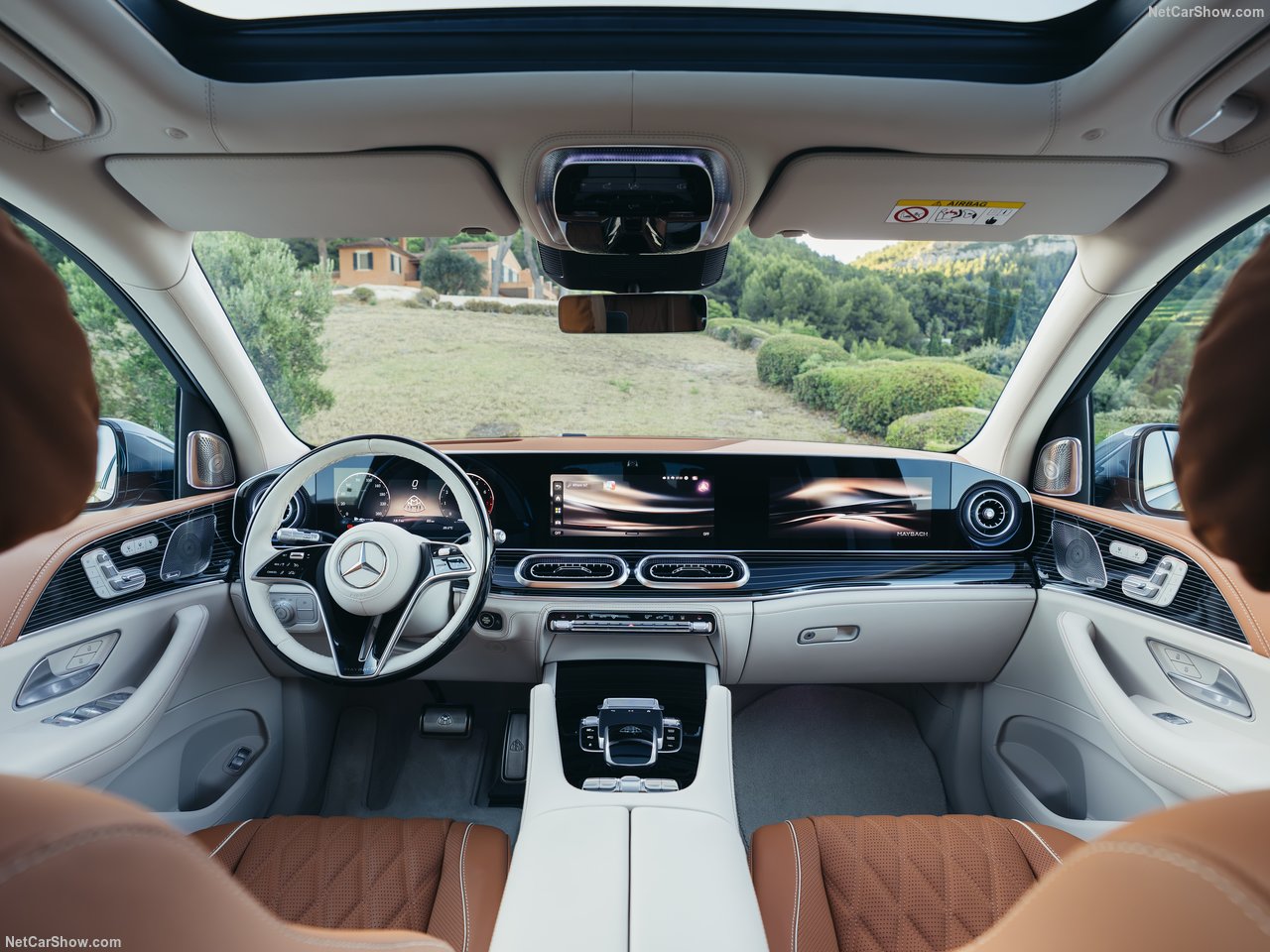 Nội thất Mercedes-Maybach GLS 680. Ảnh: Mercedes