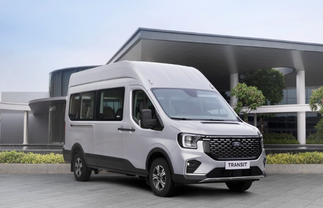 Ford Transit - dòng xe du lịch cỡ lớn cũng có mặt trong chương trình hỗ trợ tài chính. Ảnh: Ford