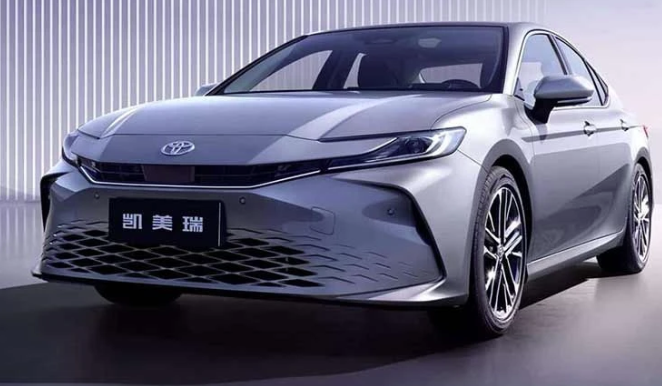 Toyota Camry 2027 không có quá nhiều khác biệt về hệ truyền động. Ảnh: Sưu tầm