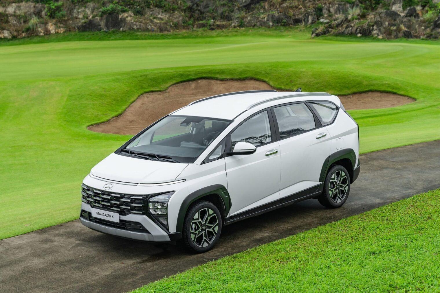 Hyundai Stargazer có thiết kế khá lạ nhưng nhiều tiện nghi. Ảnh: Hyundai